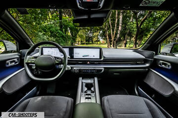 Hyundai Ioniq 6 – dashboard, digital instrument cluster