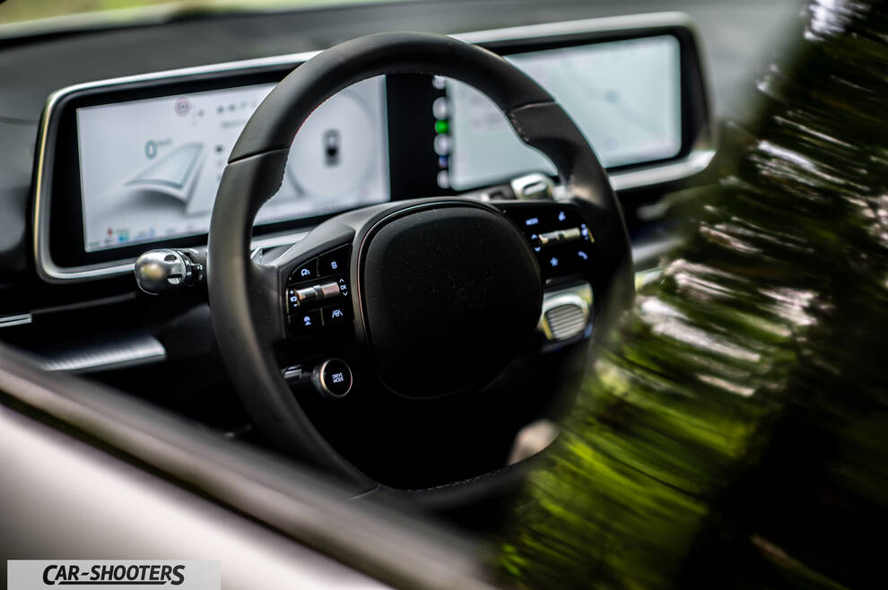 Hyundai Ioniq 6 – dashboard, digital instrument cluster