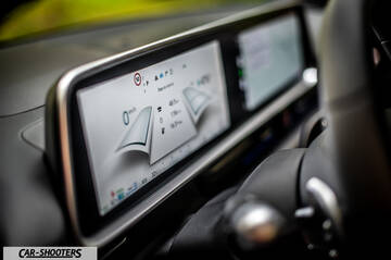 Hyundai Ioniq 6 – dashboard, digital instrument cluster