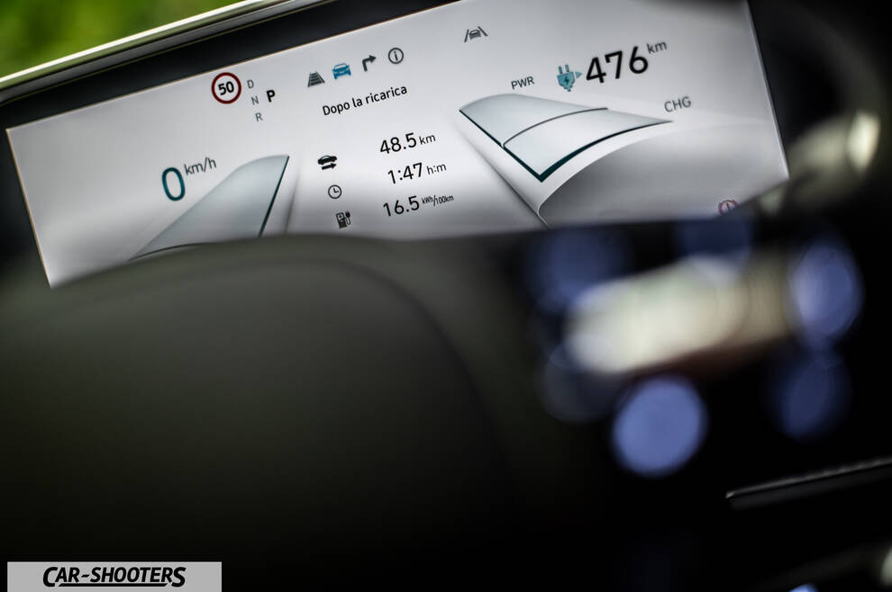 Hyundai Ioniq 6 – dashboard, digital instrument cluster