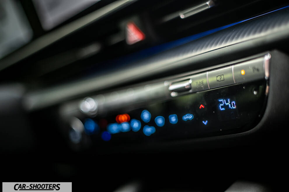 Hyundai Ioniq 6 – dashboard, climate control panel