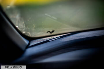 Renault Megane E TECH – detail, harman kardon audio branding