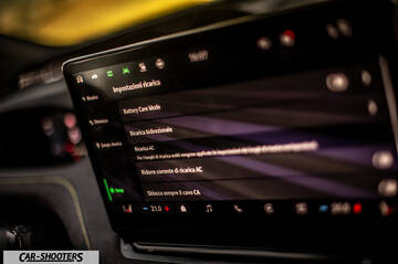Skoda Enyaq – dashboard, touchscreen infotainment display