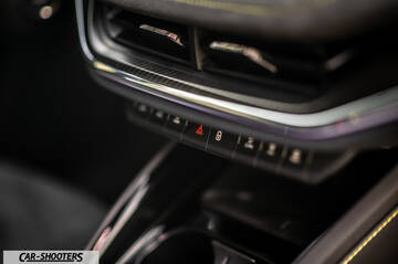 Skoda Enyaq – detail, center console button row and air vents