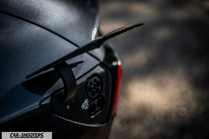 Tesla Model 3 2025 – detail, charging port open