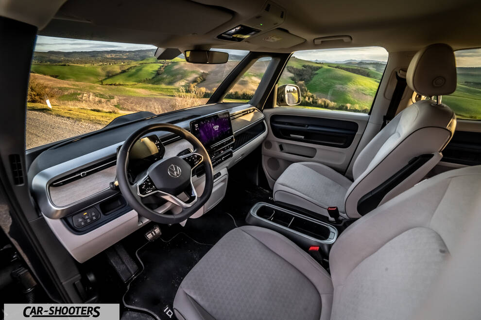 Volkswagen ID BUZZ – interior, light gray interior seats