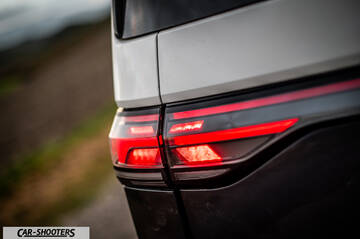 Volkswagen ID BUZZ – detail, taillight close-up