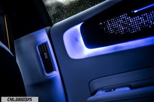 Polestar 4 – interior, ambient interior lighting