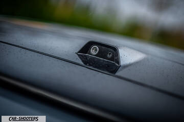 Polestar 4 – detail, roof camera module close-up