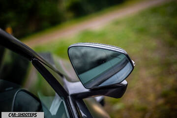 Polestar 4 – detail, side mirror close-up