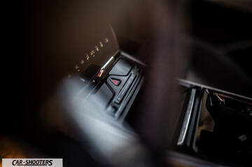 Ford Capri – detail, center console controls close-up