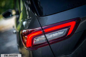 Ford Kuga 2025 – detail, taillight close-up