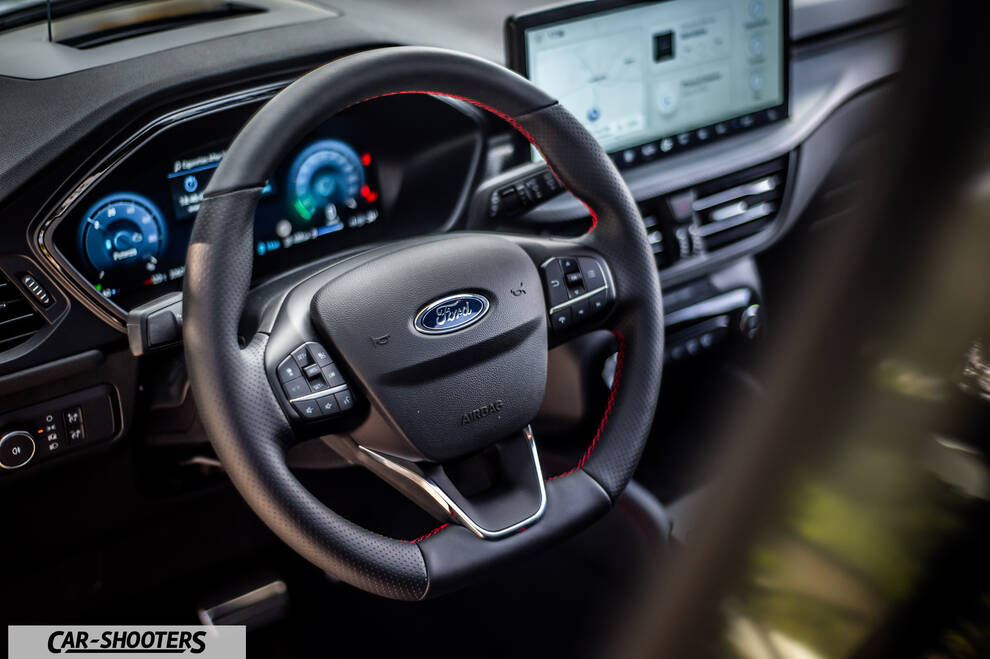 Ford Kuga 2025 – dashboard, digital instrument cluster