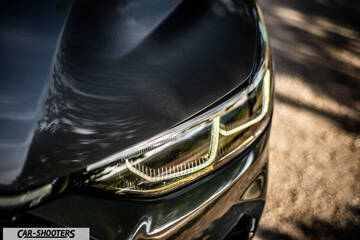 Ford Kuga 2025 – detail, headlight close-up